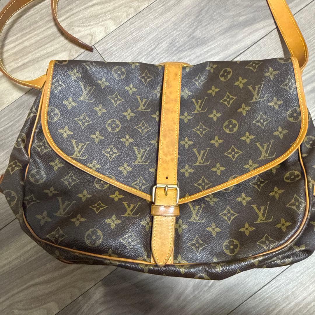 ルイヴィトン ショルダーバッグ モノグラム ソミュール 35