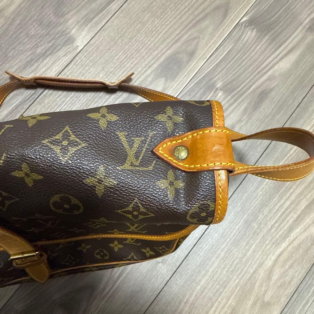 ルイヴィトン ショルダーバッグ モノグラム ソミュール 35
