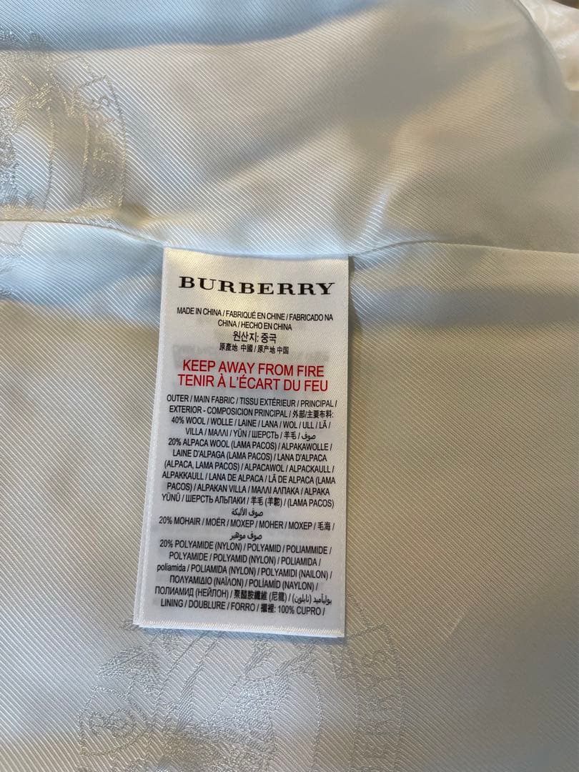 【最終値下げ】BURBERRYキッズ　コート