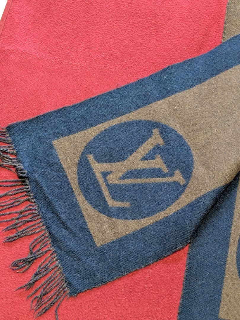 【haruatuking】ルイ・ヴィトン「エシャルプカーディフ」モノグラ