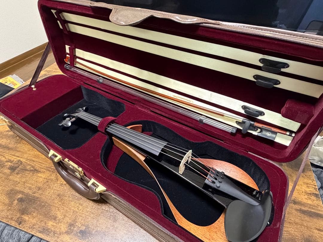 【超美麗】YAMAHA YEV104 エレクトリックバイオリン