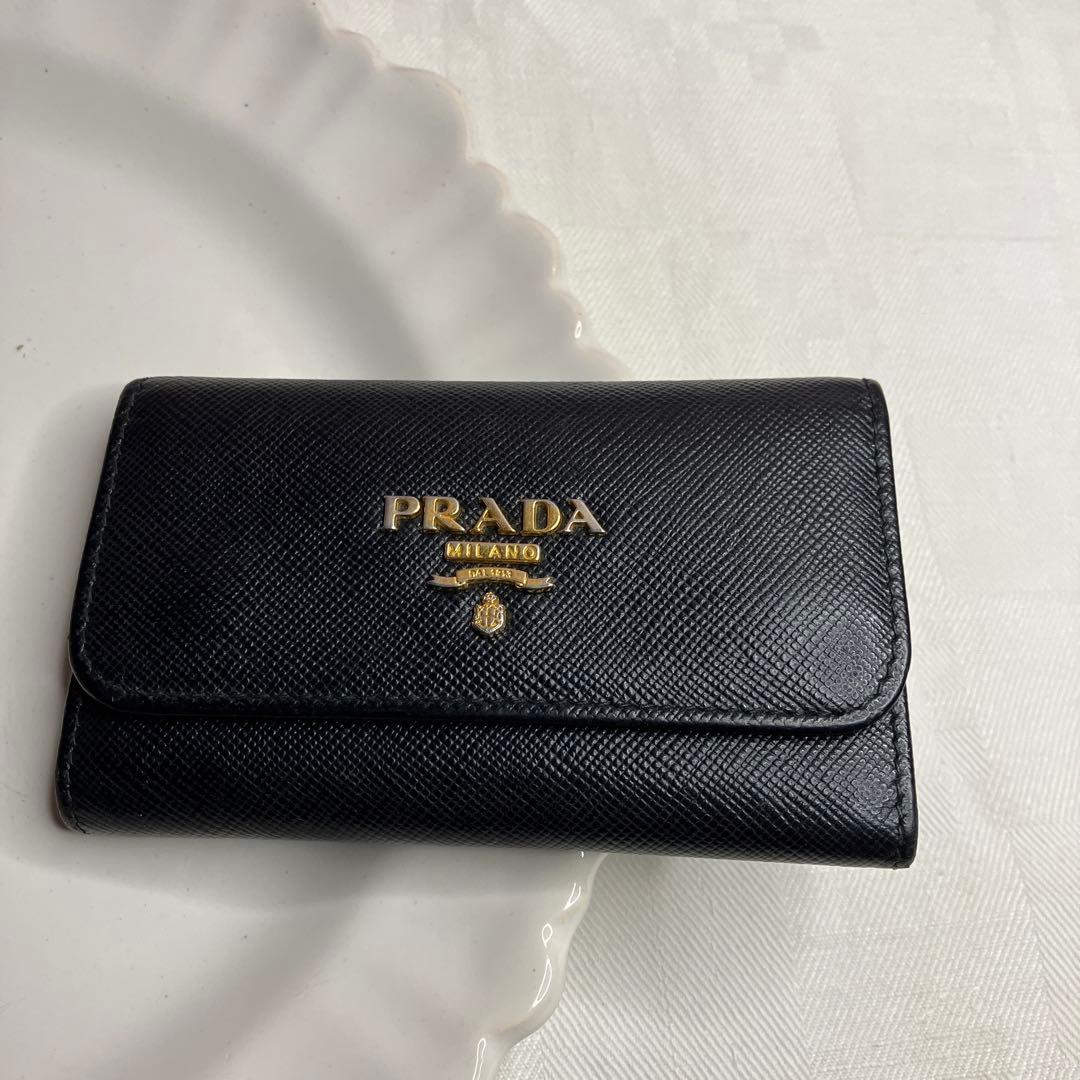 PRADA ♡プラダ サファーノ レザー 6連キーケース