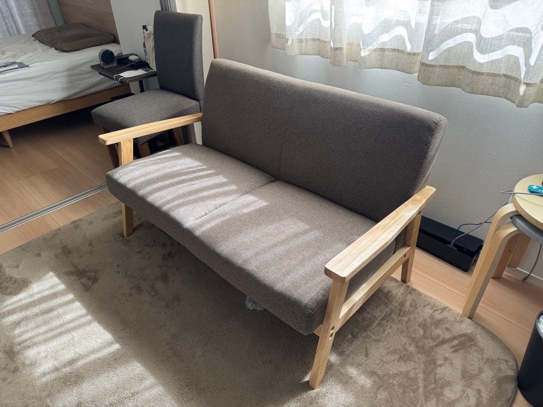 北欧風 2人掛け 木枠ソファ『TRYGG トゥリッグ』モカブラウン