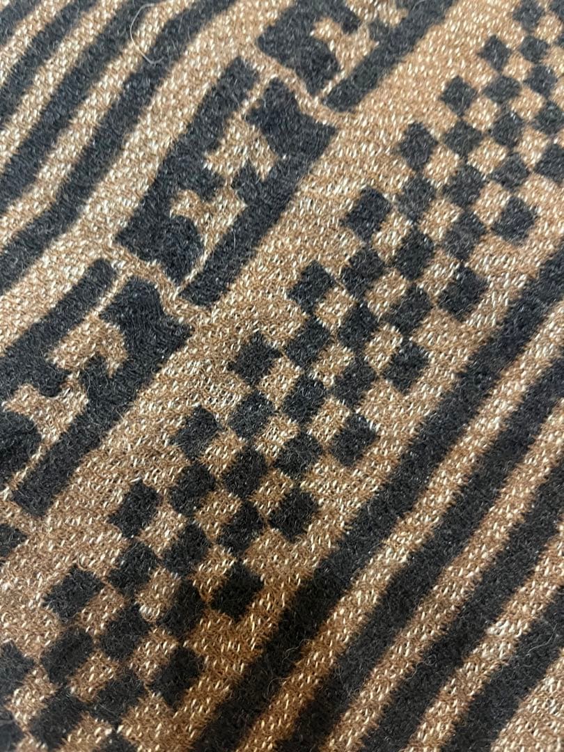 フェンディ☆マフラー ズッカ柄 長方形ストール ロゴ　総柄　ヴィンテージ　F F