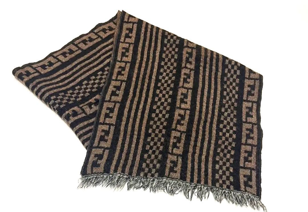 フェンディ☆マフラー ズッカ柄 長方形ストール ロゴ　総柄　ヴィンテージ　F F