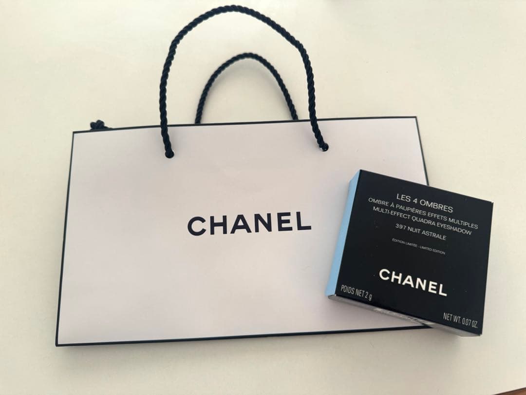 CHANEL レキャトルオンブル 397