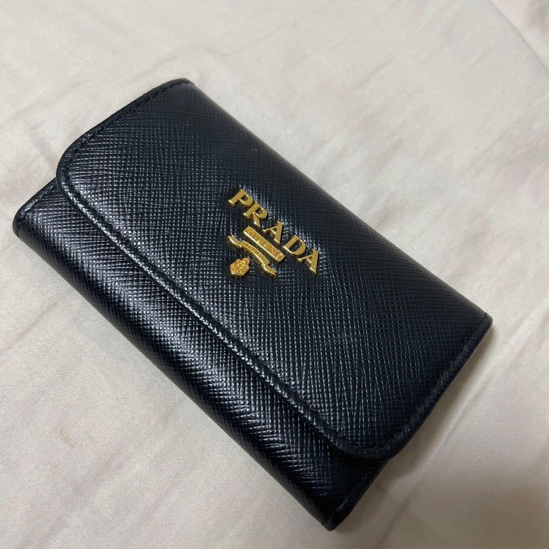 プラダキーケース