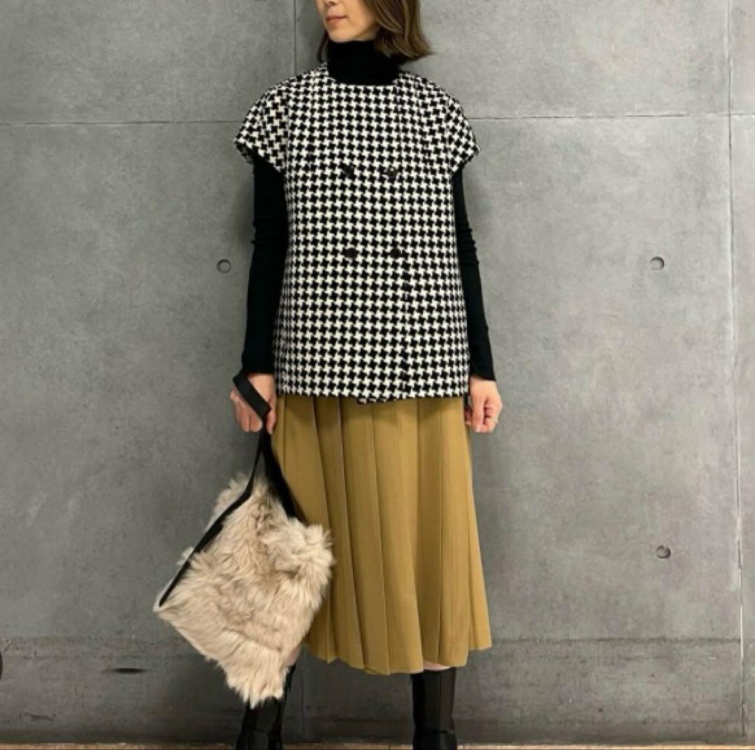 新品未使用完売品タグ付きTOMORROWLANDドビーハウンドトゥースバレルジレ