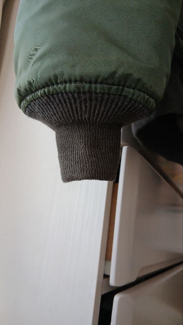 ALPHA　インダストリーズ　フライトジャケット