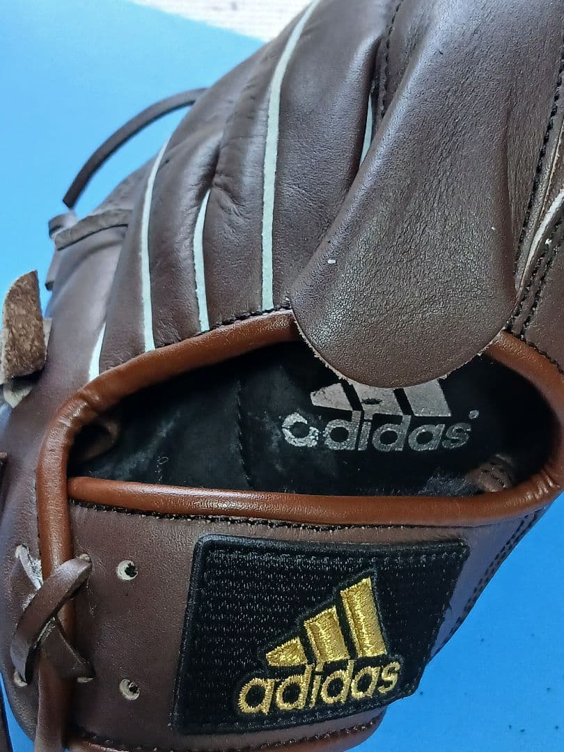 adidas Professional 内海哲也モデル 限定シルエッ