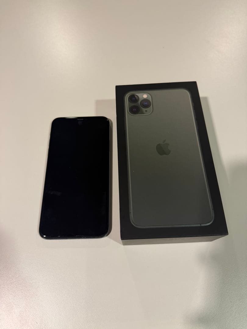 E*n様 Apple iPhone 11 Pro 256GB スペースグレー