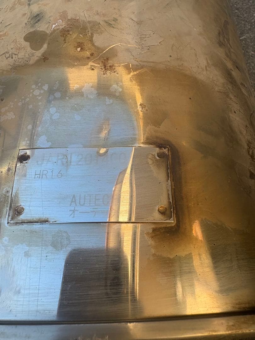 日産ノートE12 HR16 オーテック マフラー　ニスモ