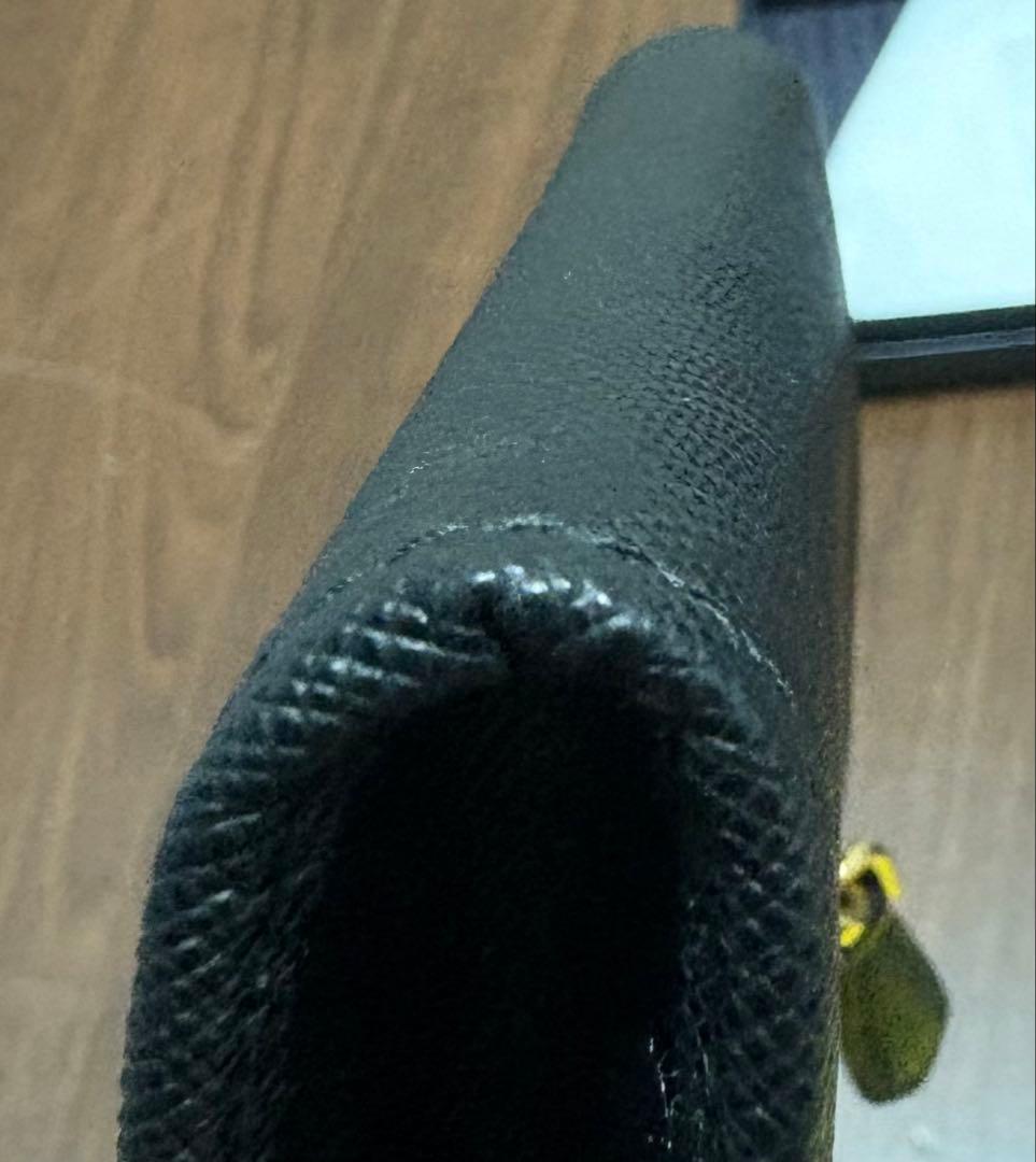 半額‼️現行品 プラダ サフィアーノ トライアングル キーケース　ケース