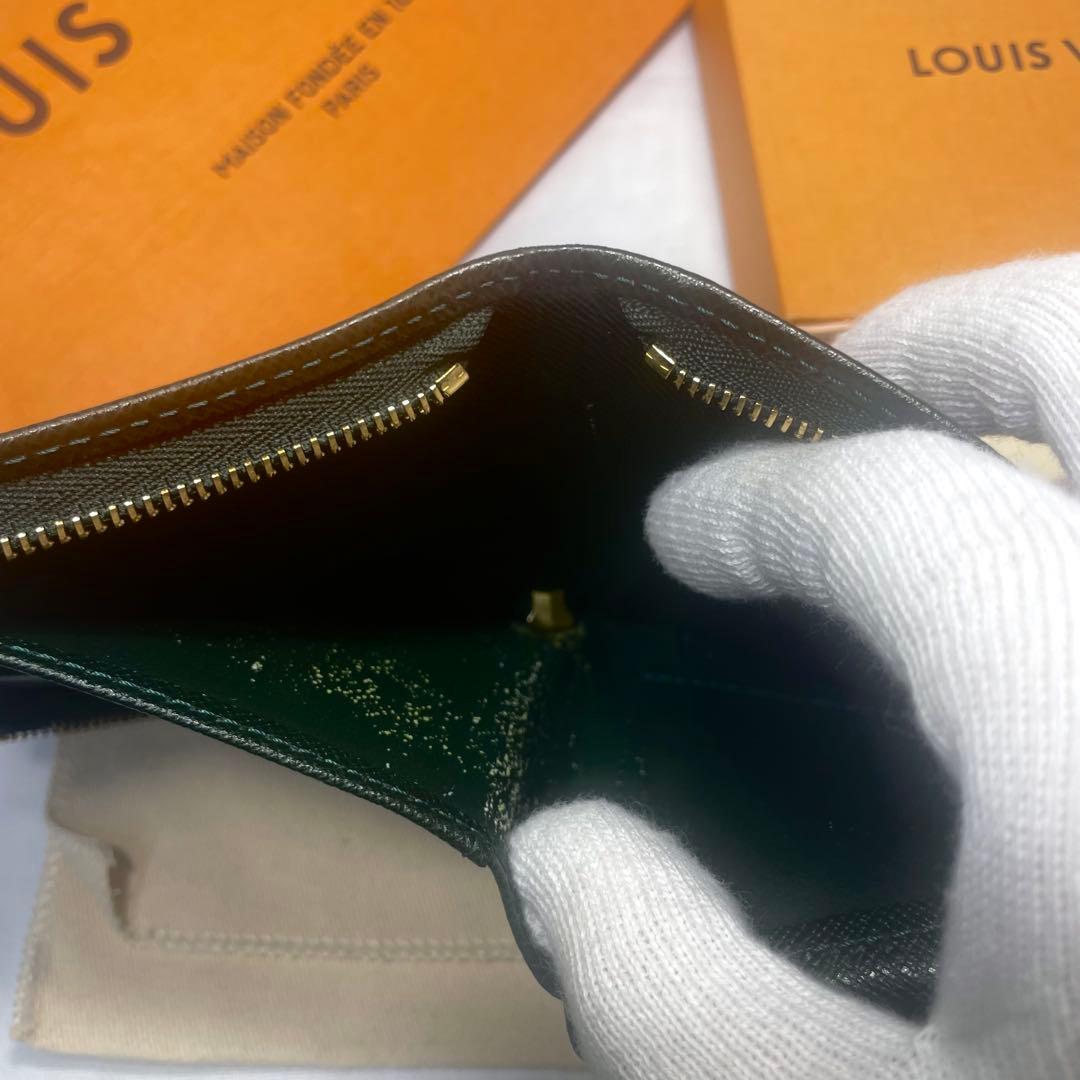 【未使用品】ルイヴィトン タイガ エピセア ポルトビエモネジップ 二つ折り財布