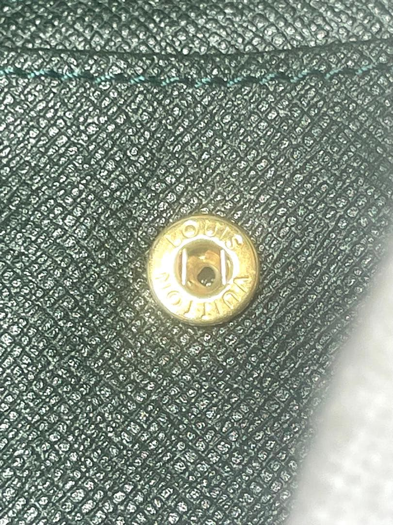 【未使用品】ルイヴィトン タイガ エピセア ポルトビエモネジップ 二つ折り財布