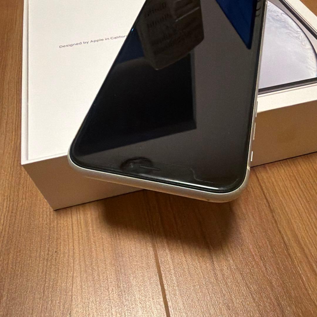 Apple iPhone XR ホワイト 　64GB
