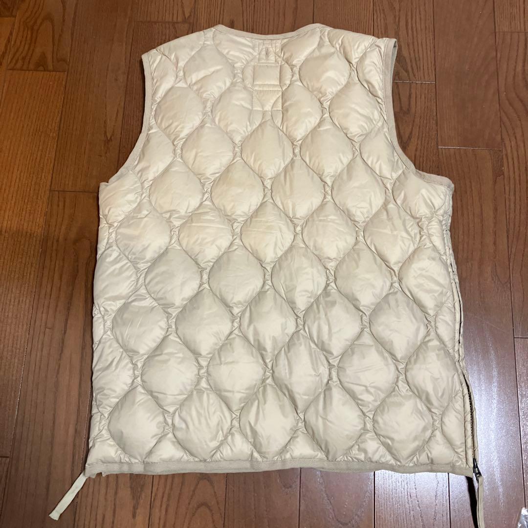 美品TAION タイオン MILITARY V NECK WZIPダウンベスト