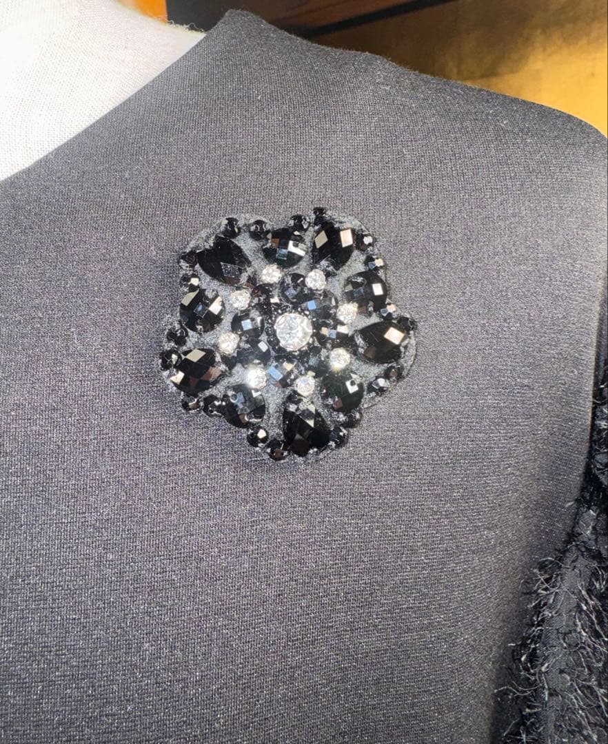 【スーパービューティ】新品タグ付き定価22,000円ストレッチワンピース42