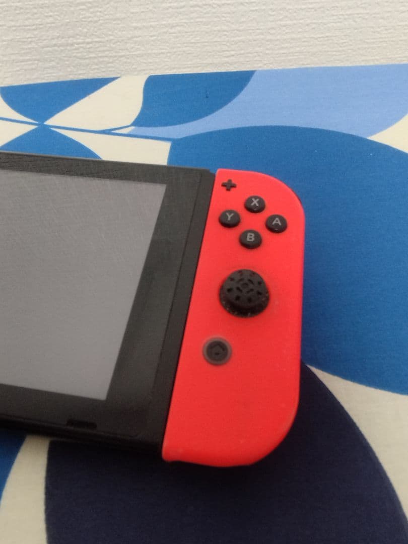 Nintendo Switch 本体 青と赤ジョイコン　ジャンク品