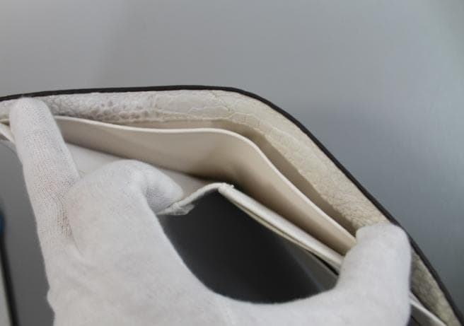 【専用】クロコダイル 財布 二つ折り 本物 ヒマラヤ 内側にもヒマラヤ