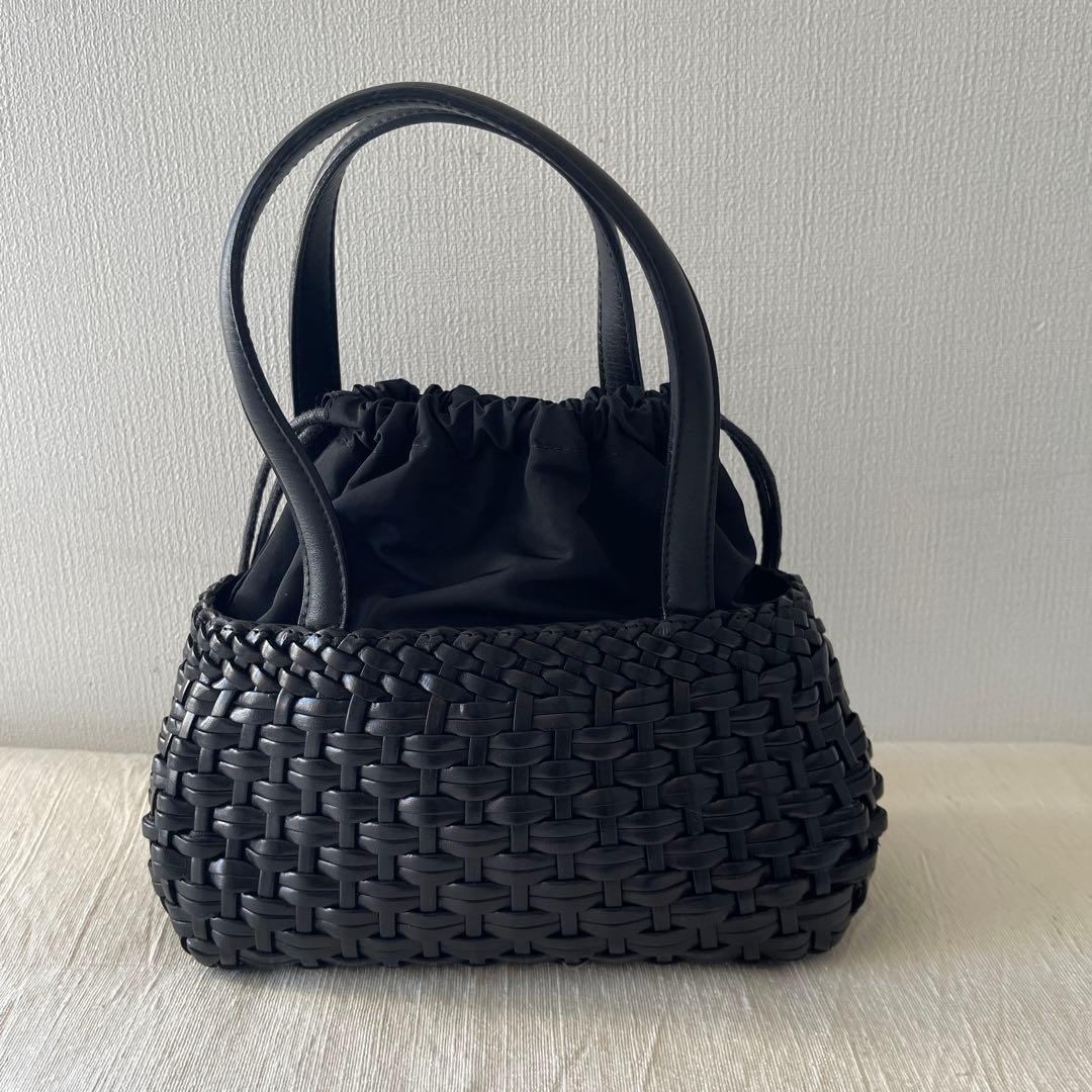 ポールカ　Paule ka かごバック 小さめ 革製　ブラック 黒