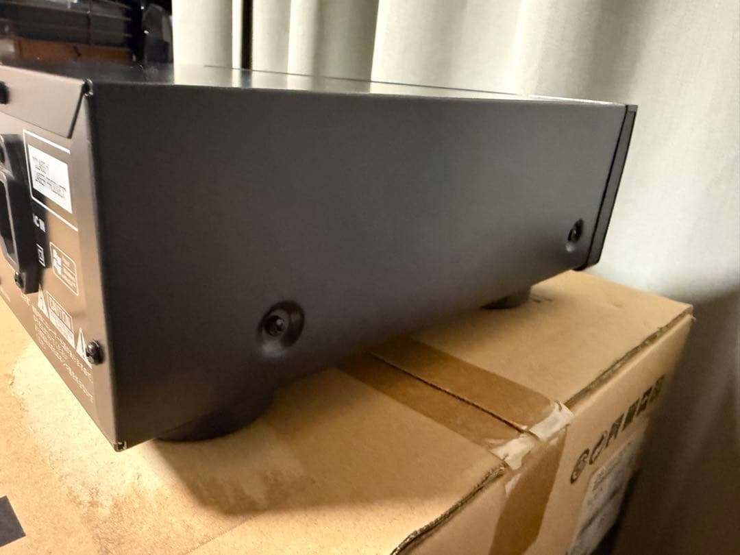 DENON DBT-3313UD ユニバーサルプレーヤー　BD.SACD 難あり