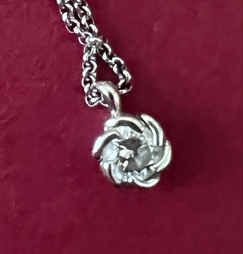 トレセンテ フローラ プラチナ ダイヤモンド ネックレス 0.20ct