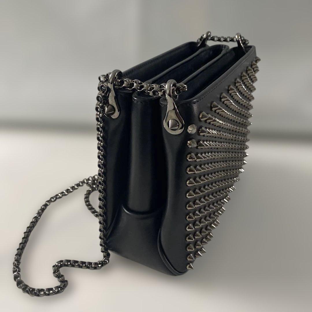 クリスチャン・ルブタン チェーン ショルダー バッグ トリルビ