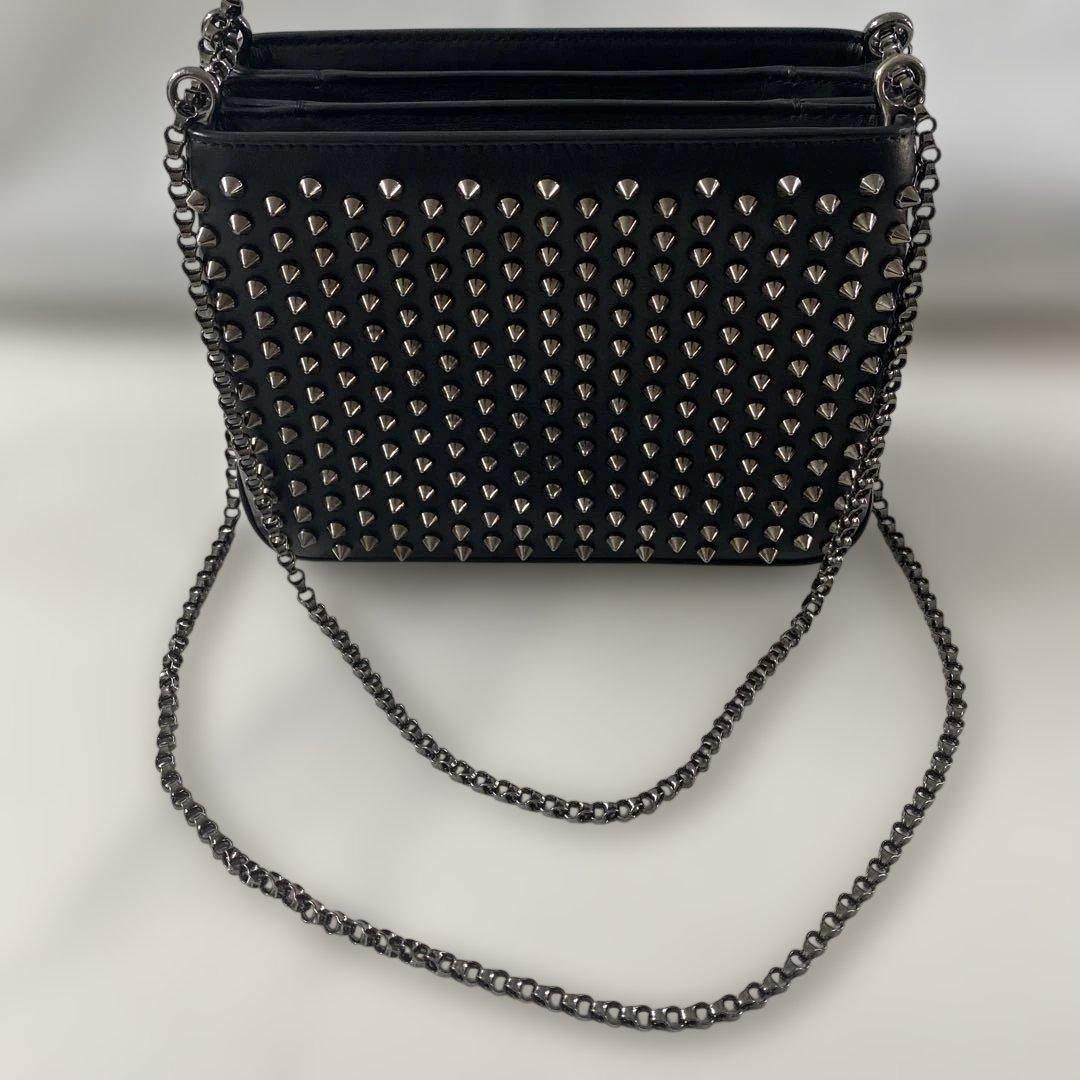 クリスチャン・ルブタン チェーン ショルダー バッグ トリルビ