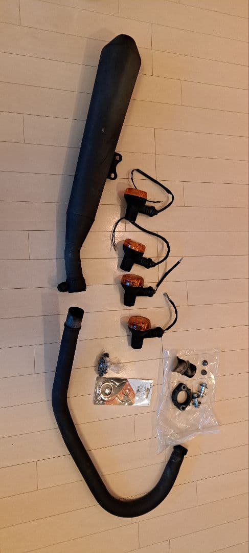 専用　250tr キャブ車マフラー　ウィンカー　テールランプ