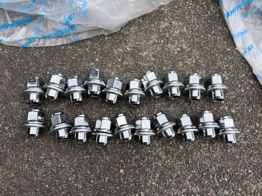 ミ*ル様 トヨタ 80系ハリアー Zグレード 純正19インチアルミホイール