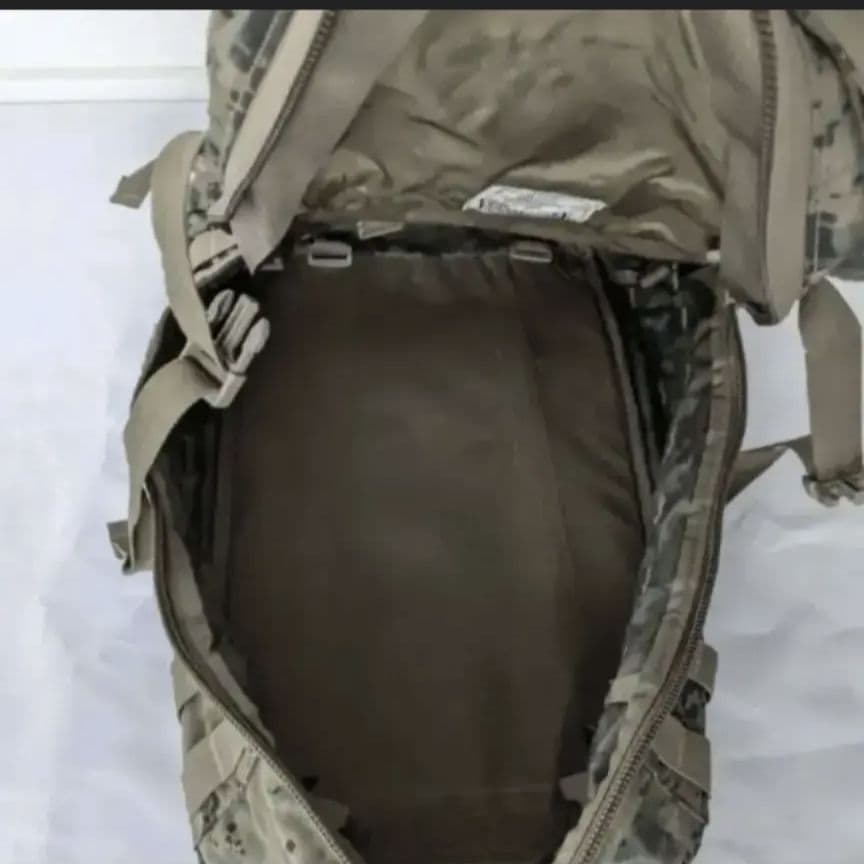 米軍　CORPSMAN ILBE アサルトパック　アークテリクス