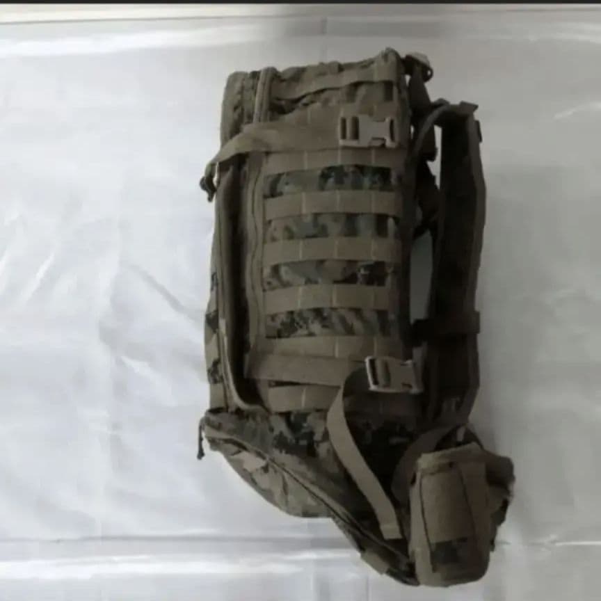 米軍　CORPSMAN ILBE アサルトパック　アークテリクス