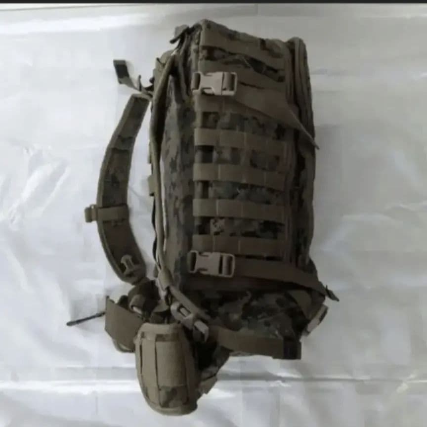 米軍　CORPSMAN ILBE アサルトパック　アークテリクス