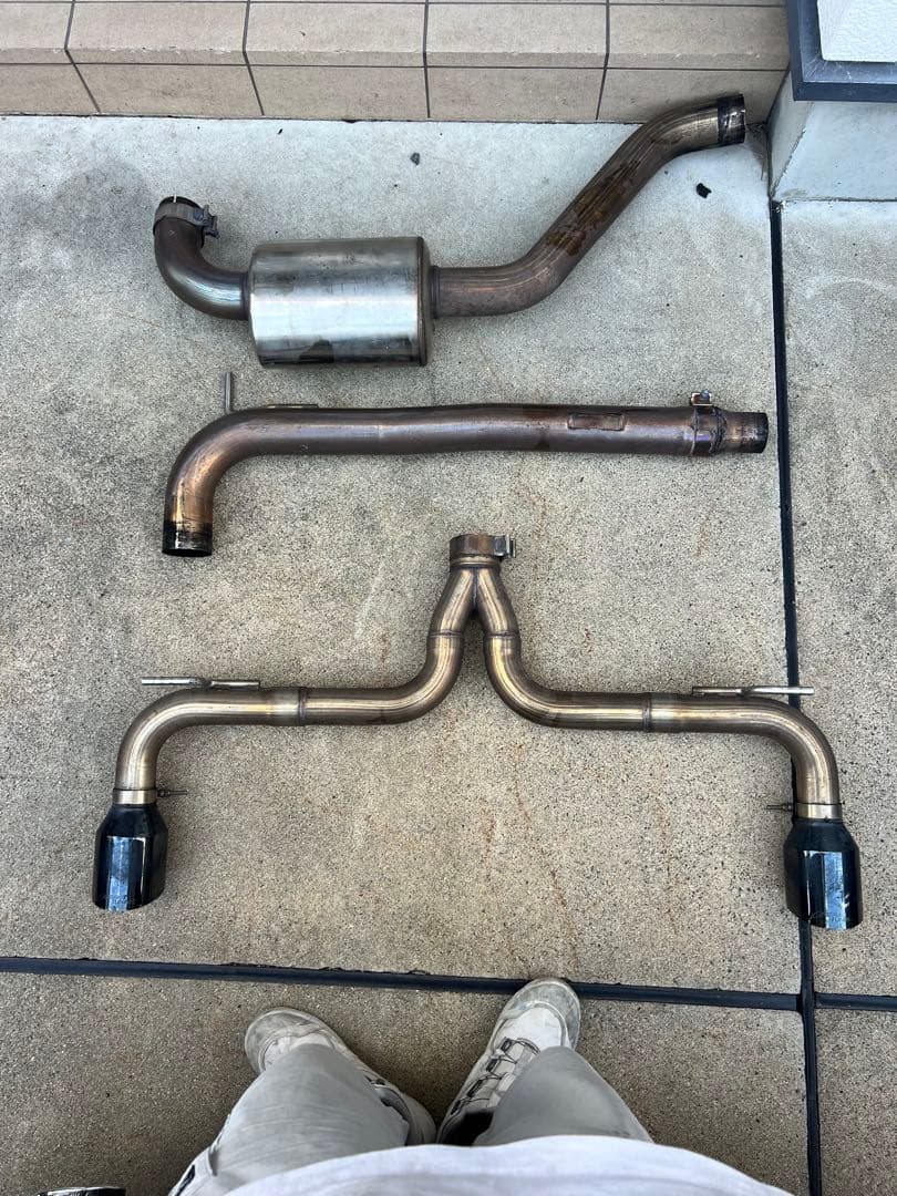 AWE TUNINGエキゾーストシステムvolkswagen golf7GTI