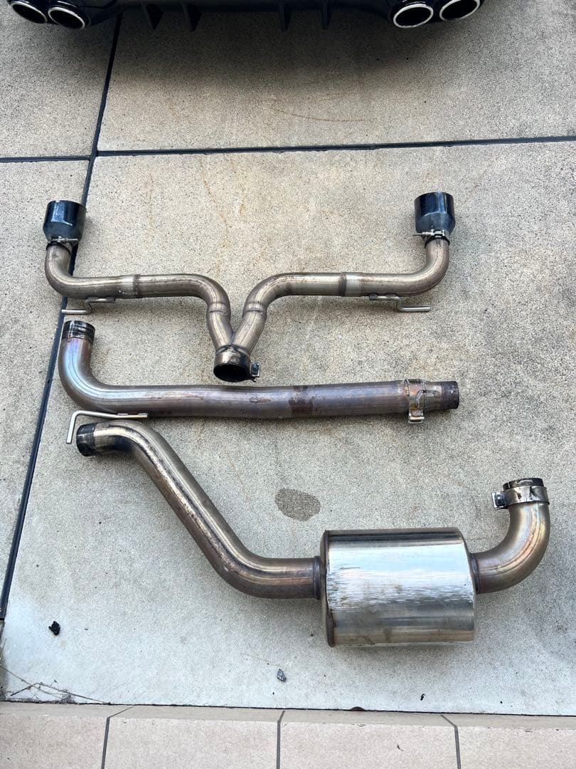 AWE TUNINGエキゾーストシステムvolkswagen golf7GTI