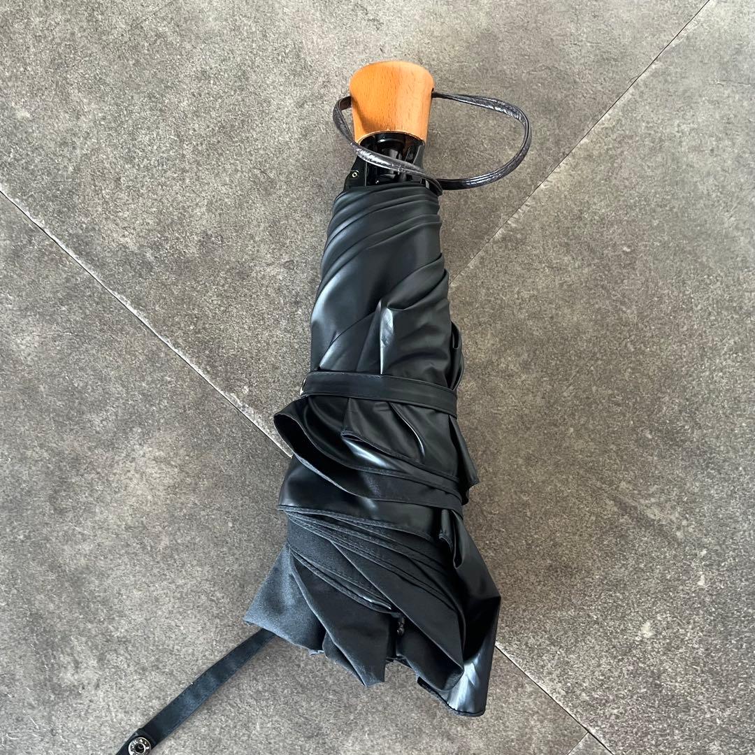 専用【美品】サンバリア100 折りたたみ日傘　持ち運び用カバー付き