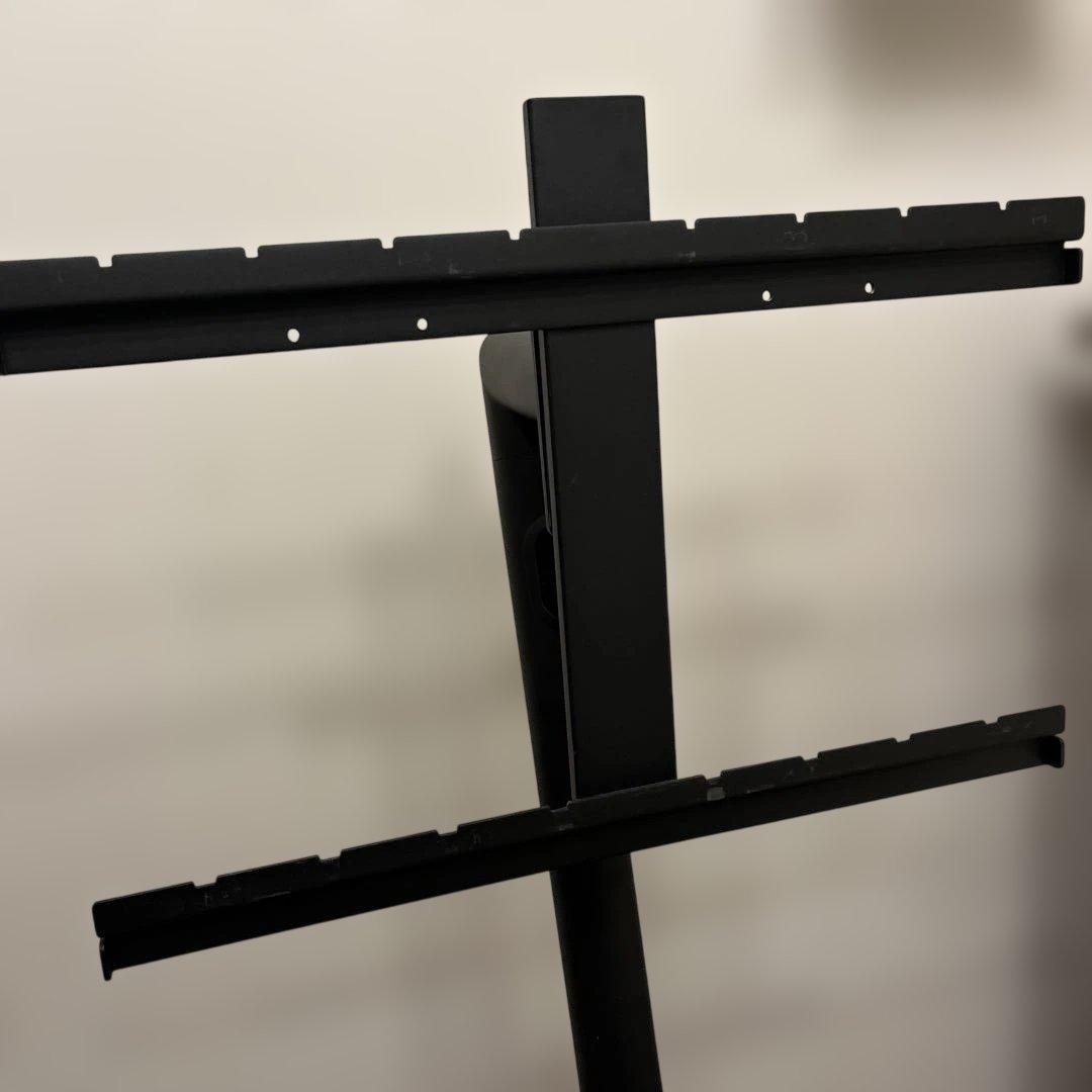 WALL　A2キャスター付きテレビスタンド　ロータイプ