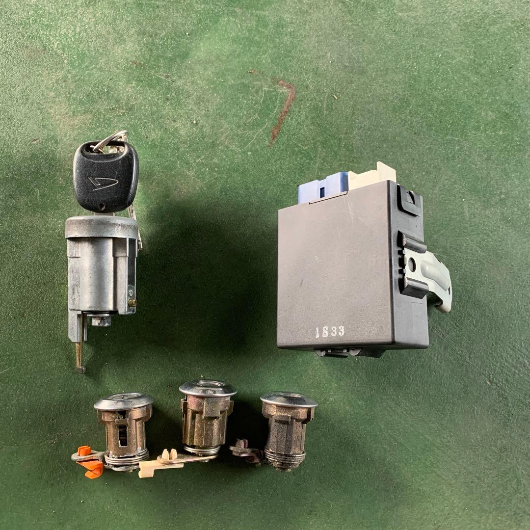 L700 ミラジーノ　キーシリンダー　キーレス　一台分