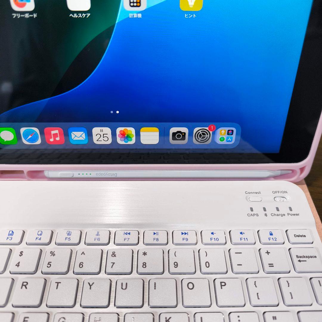 iPad 第9世代 64GB、タッチペン、キーボードとケースセット