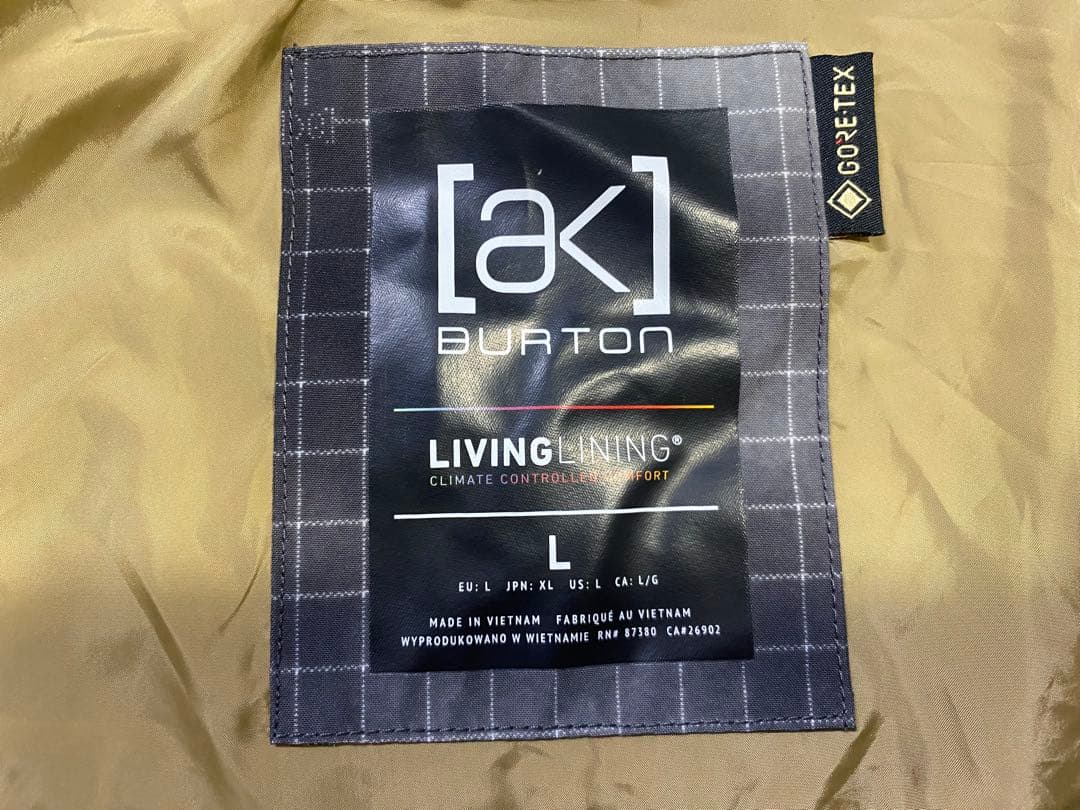 e886☆Burton[ak] ゴアテックススノーボードジャケット Lサイズ