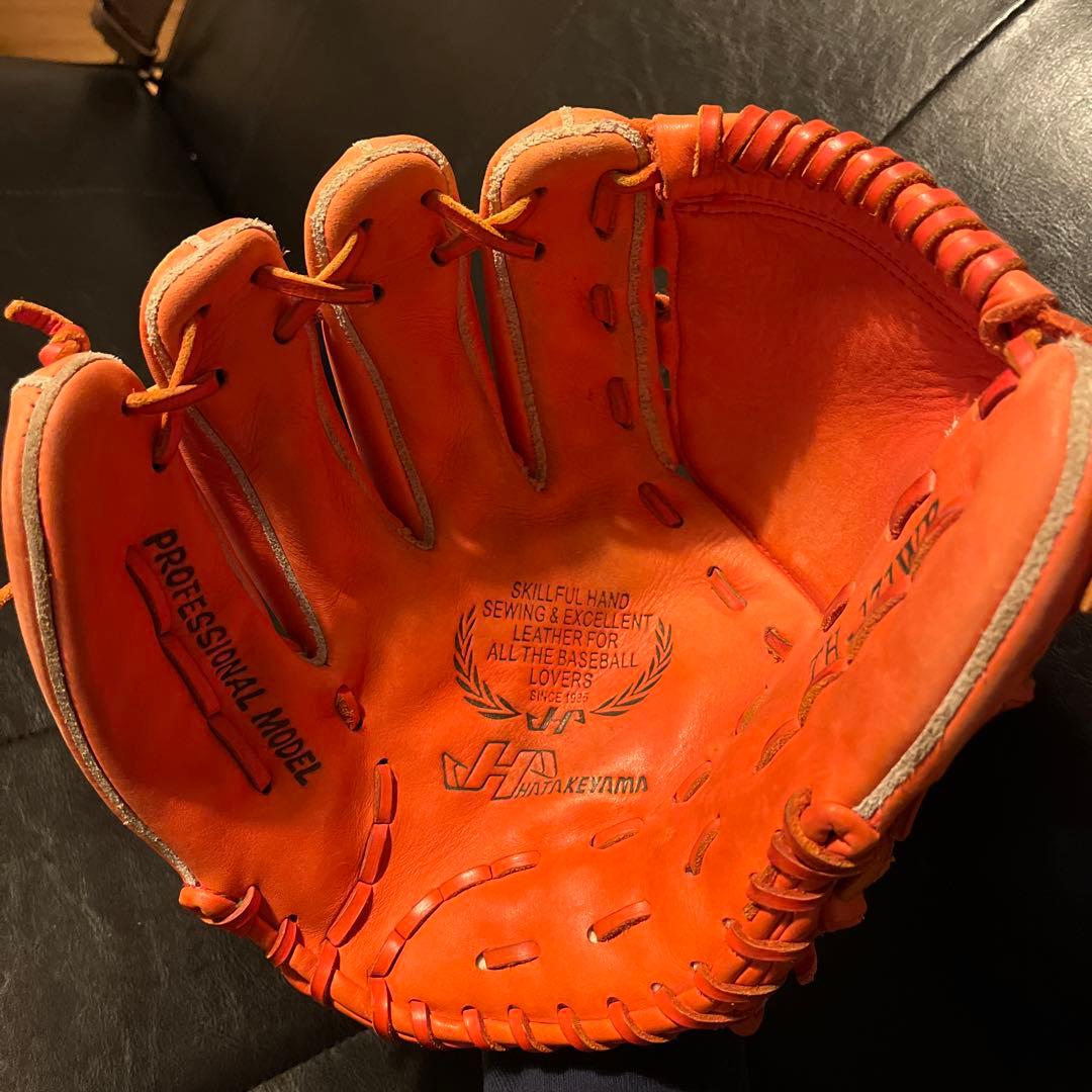 【新品に近い】ハタケヤマ一般軟式用　左投げピッチャー用グローブ