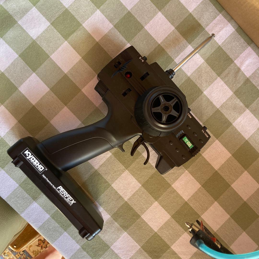 TWIN STORM 800 ラジコンボート