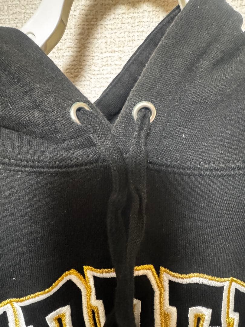 シュプリーム/ビッグ刺繍アーチロゴパーカー Sサイズ【コムドット】