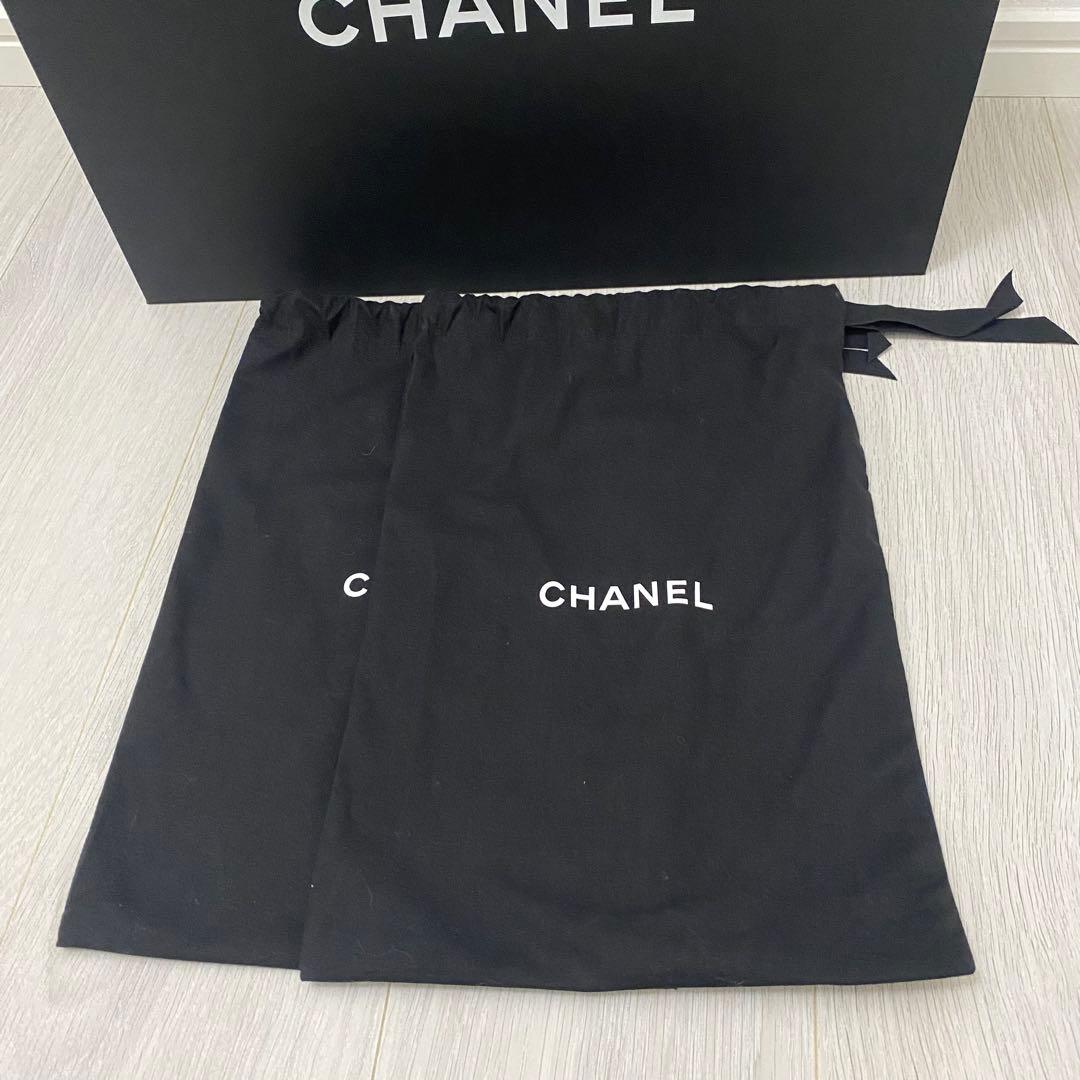 CHANEL ホワイト スニーカー　22.5〜24