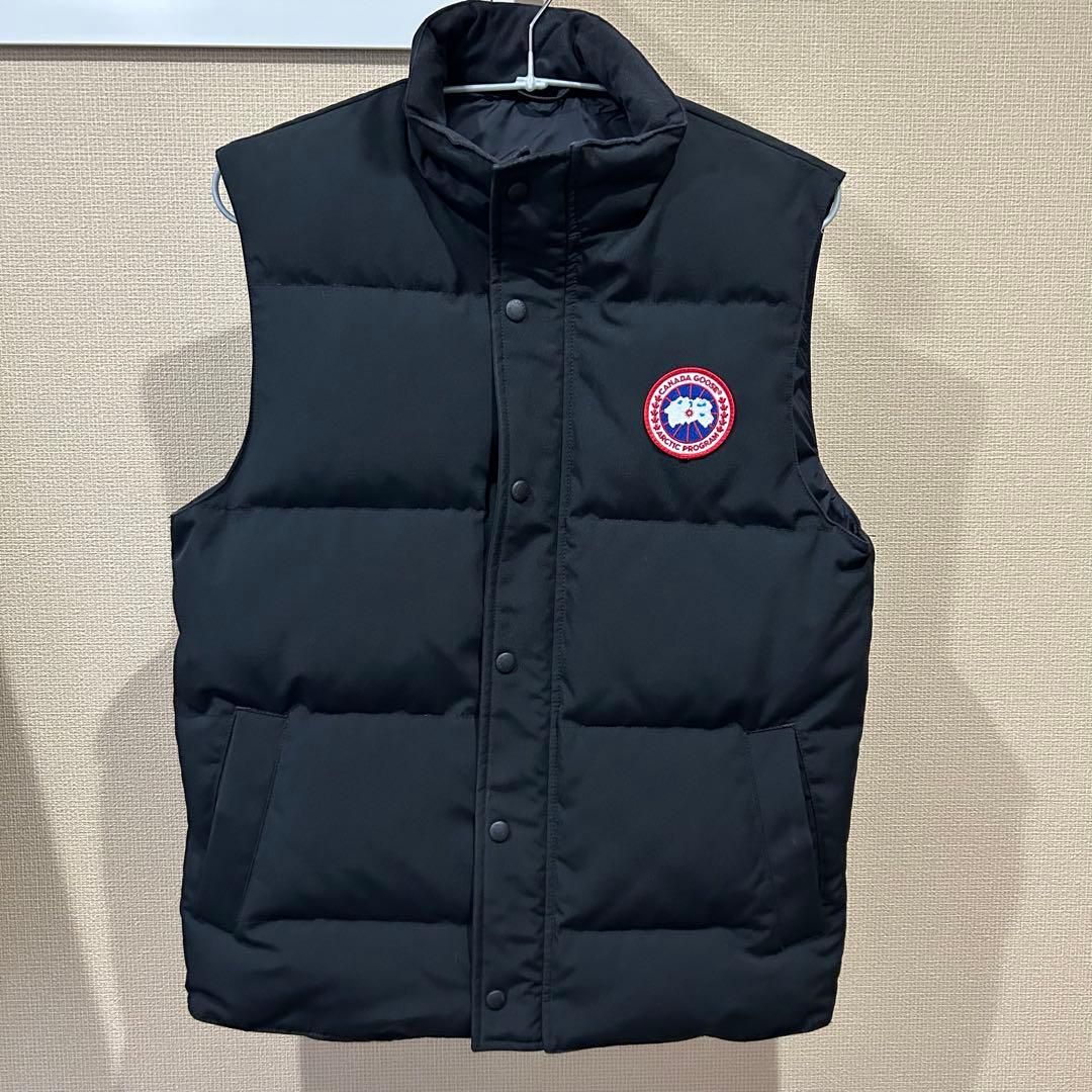  カナダグース　ダウンベスト M/Mサイズ　軽量防寒