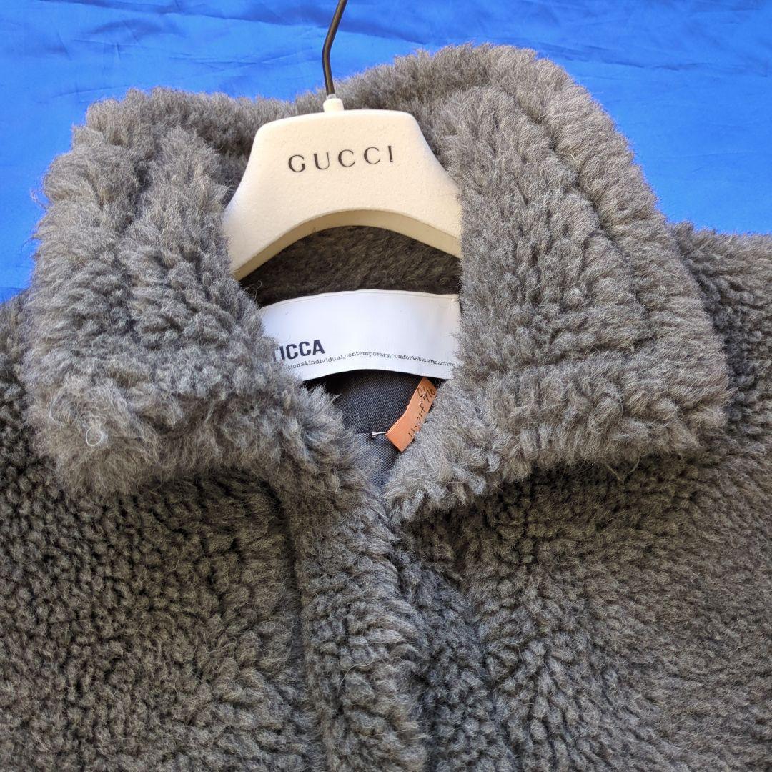 大人キュート♪ティッカTICCA　ウールファーポンチョ　グレー系