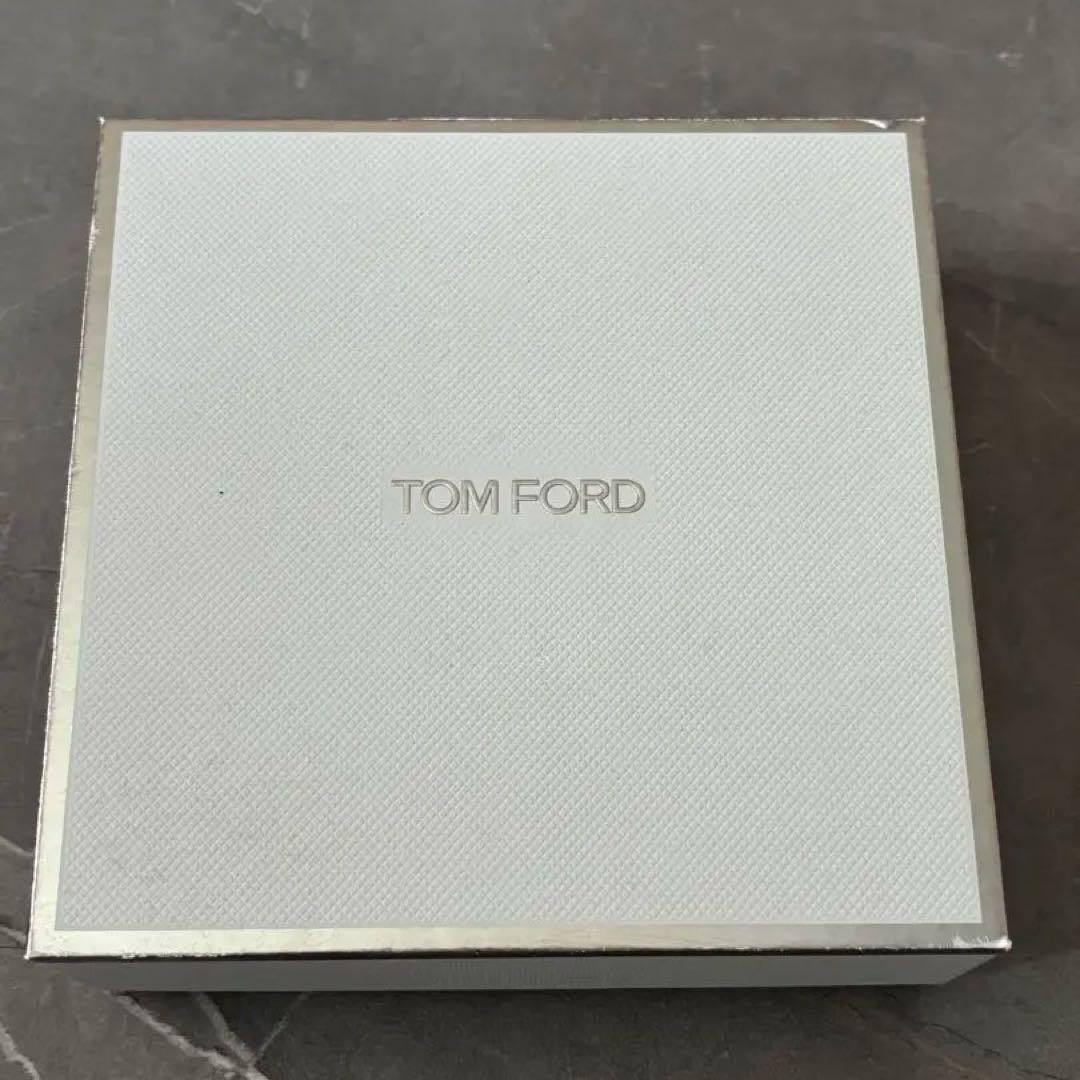 TOM FORD アイシャドウ(コニャックローズ)＆リップ2本セット