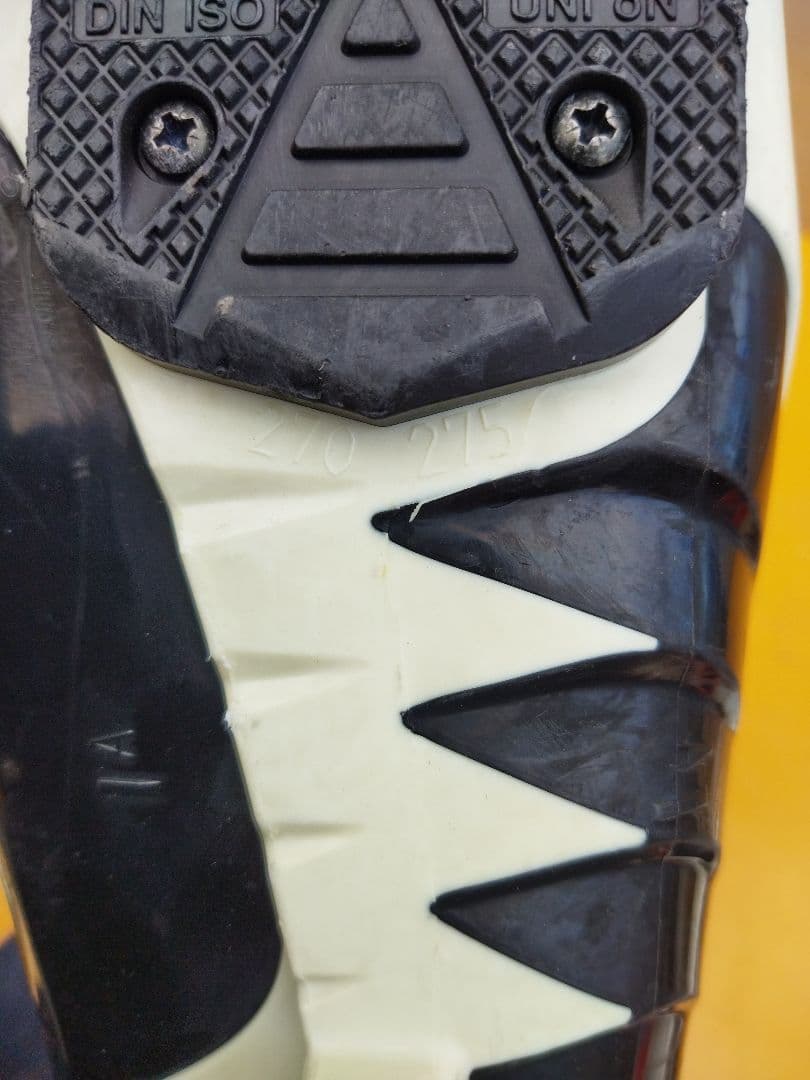 HEAD VECTOR VECTOR 100 男性用スキーブーツ　黒/白