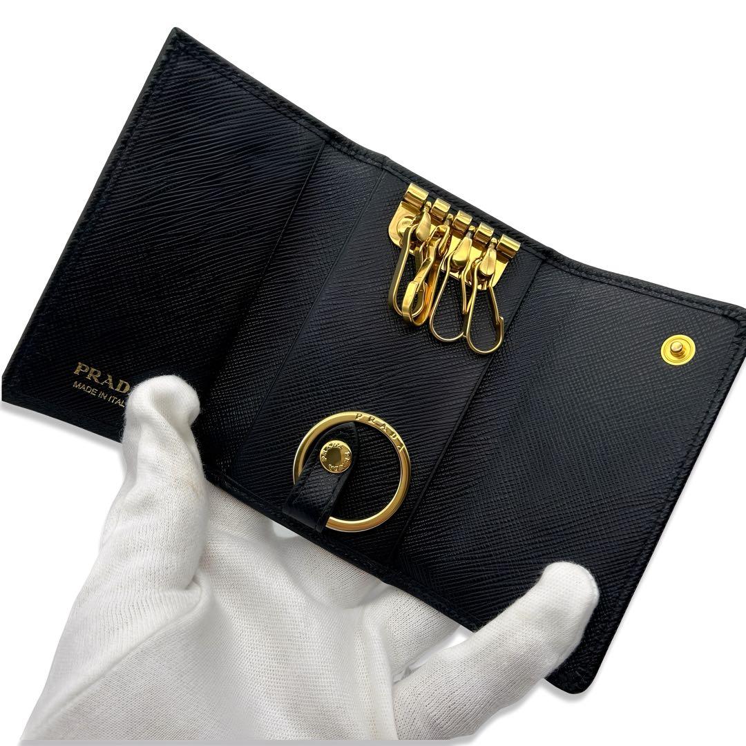 【ほぼ未使用】 PRADA プラダ キーケース サフィアーノ レザー ブラック